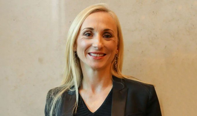 lucynda davies
