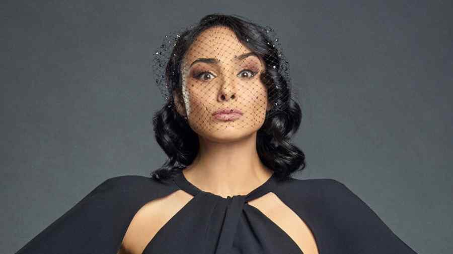 victoria hamilton-barritt