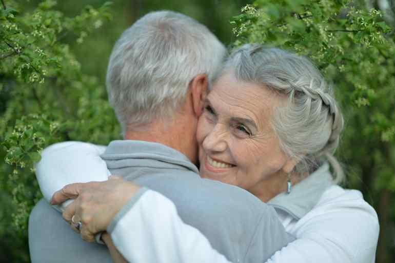 Choosing Senior Living Together_ Tips for Older Couples Planning Ahead